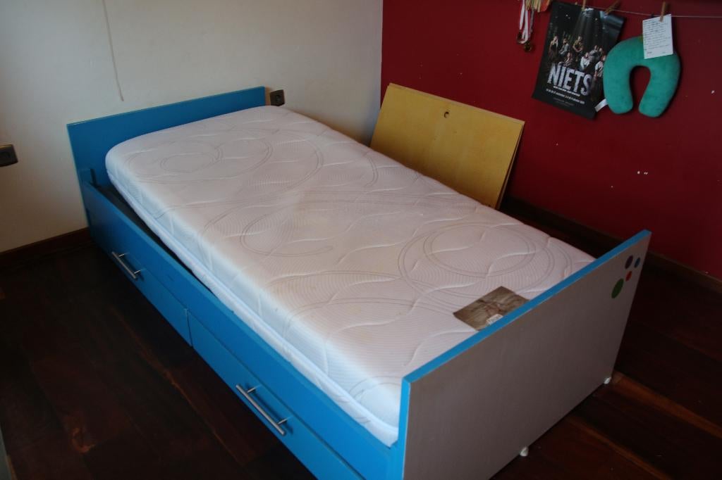 eenpersoonsbed met stevige lades, Huis en Inrichting, Slaapkamer | Bedden, Ophalen, Gebruikt, 90 cm, Wit