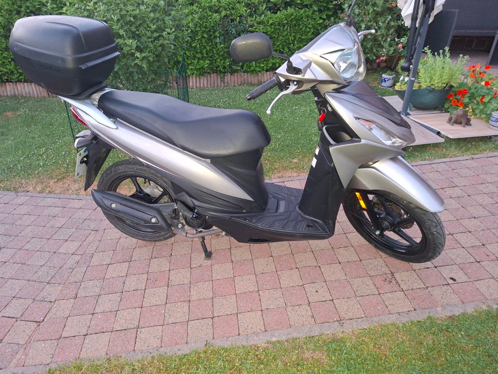 suzuki 110 cc, Motos, Particulier, Scooter