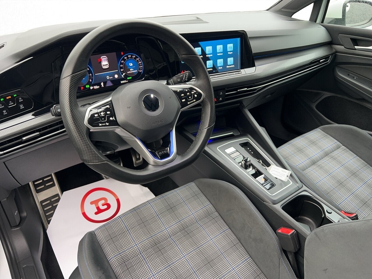 Volkswagen Golf GTE 8, Autos, https://public.car-pass.be/vhr/1089ace0-00ff-414e-a6db-6ec44948f118, 5 portes, Automatique, 4 cylindres