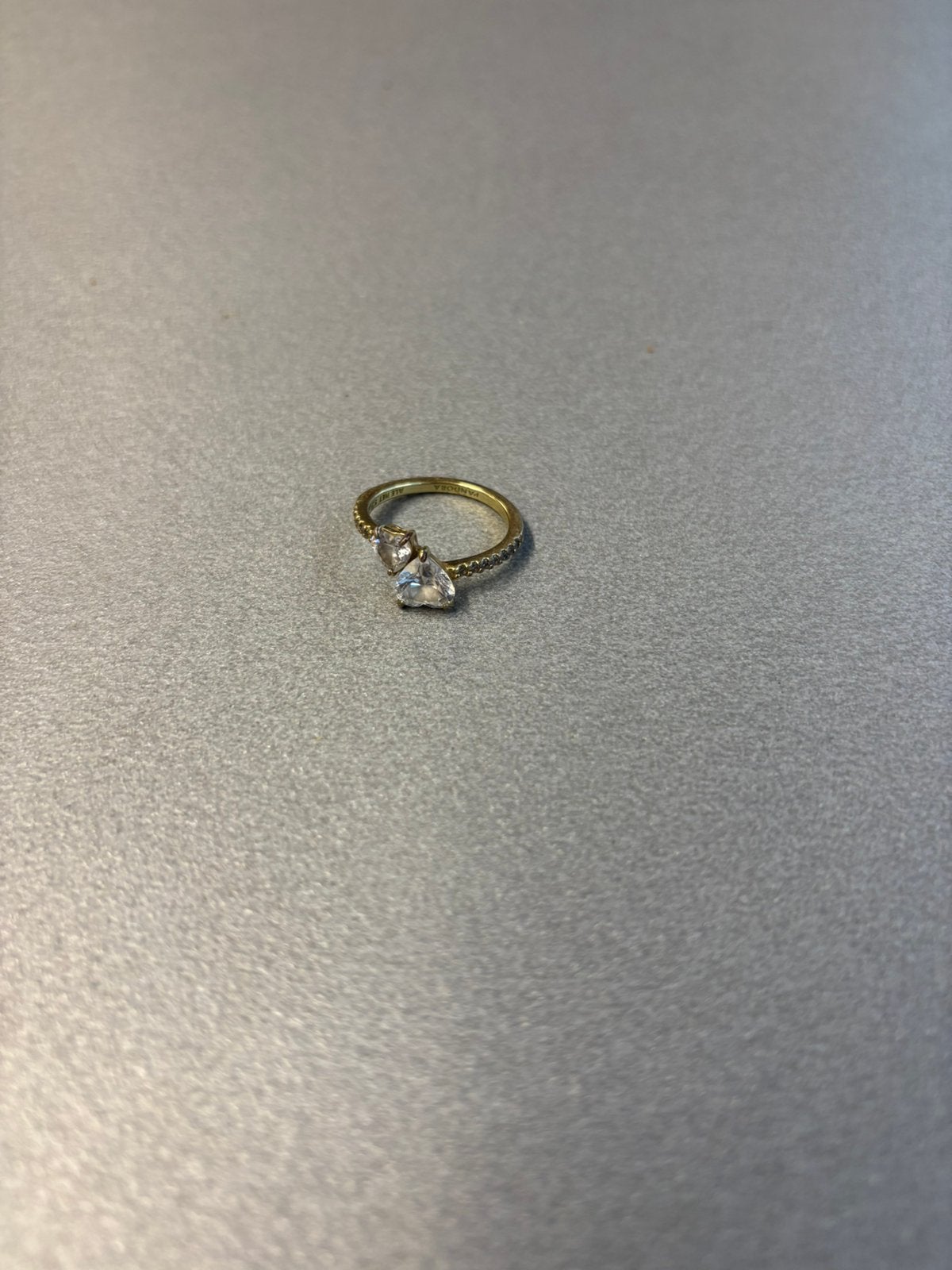 2 de hands ring van pandora, Verzenden, Gebruikt, Goud, Dame