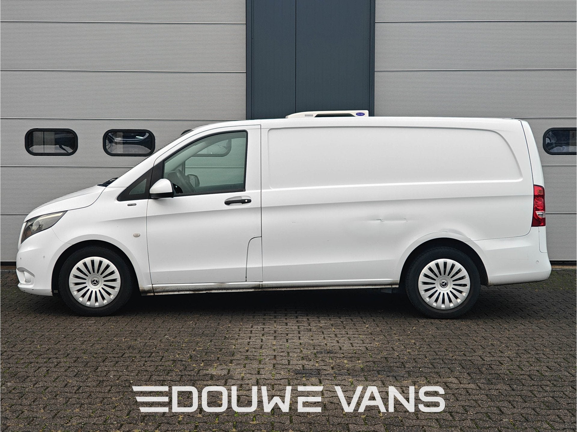 Mercedes-Benz Vito 111 L2 Navigatie Trekhaak Koelwagen Neos, Euro 5, Achat, Entreprise, 3 places
