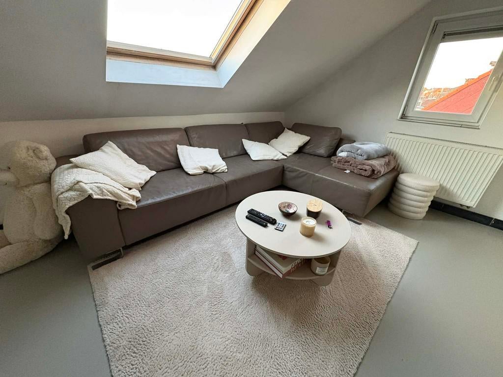 Canapé en cuir doit partir vite prix neuf 2900€, Maison & Meubles, Enlèvement, Comme neuf, Cuir