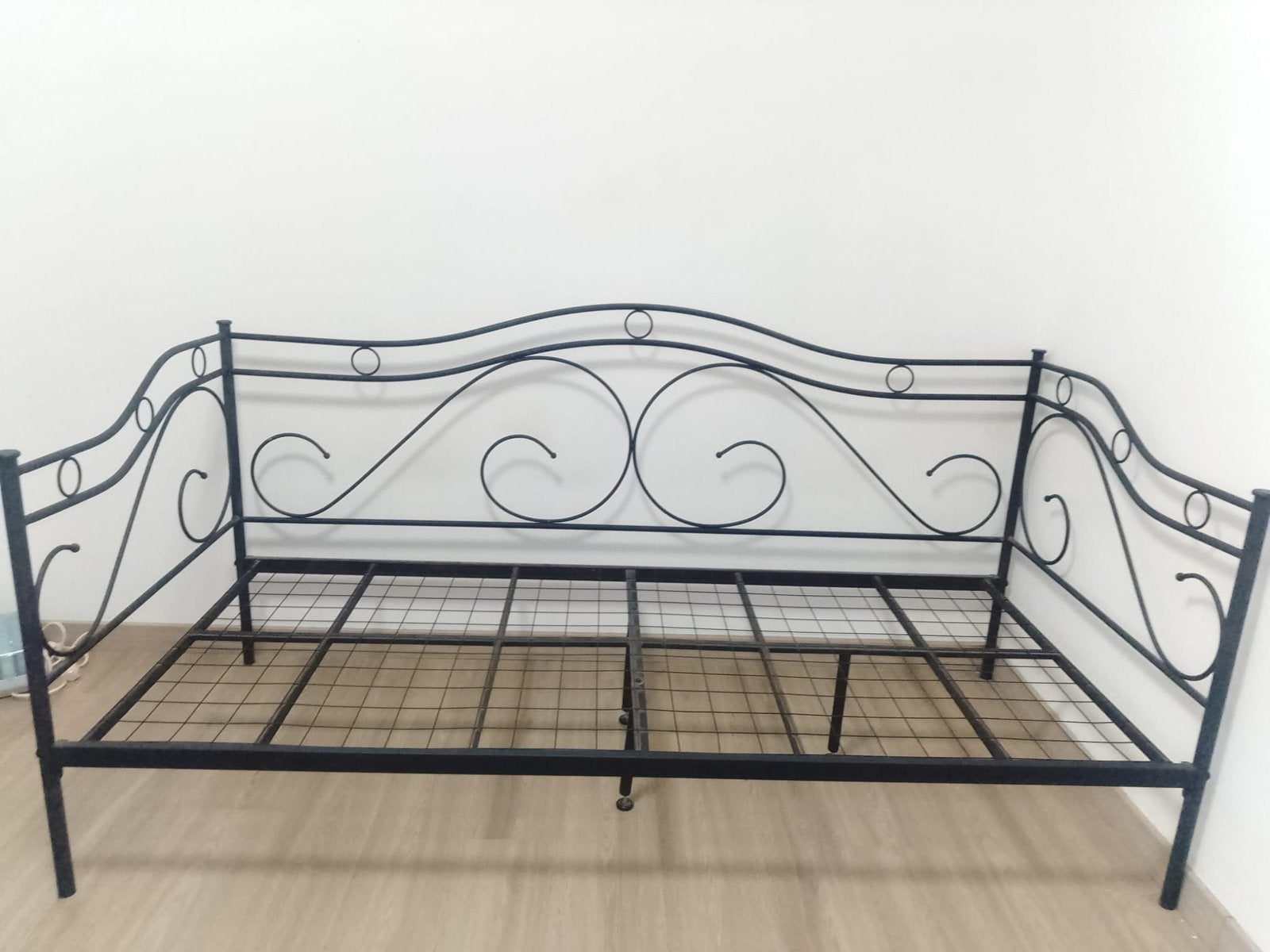 Eenpersoons bed, Ophalen, Zo goed als nieuw, Eenpersoons