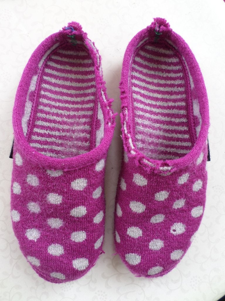 Giesswein pantoffels mauve paars met grijze stippen 40, Ophalen of Verzenden, Gedragen, Giesswein, Pantoffels of Sloffen