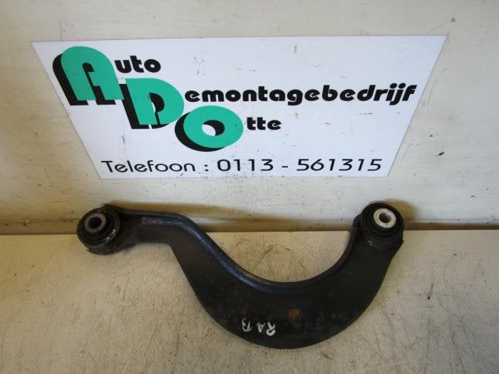 Draagarm rechts-achter van een Volkswagen Golf (Golf 04-), Gebruikt, -, -, Ophalen of Verzenden