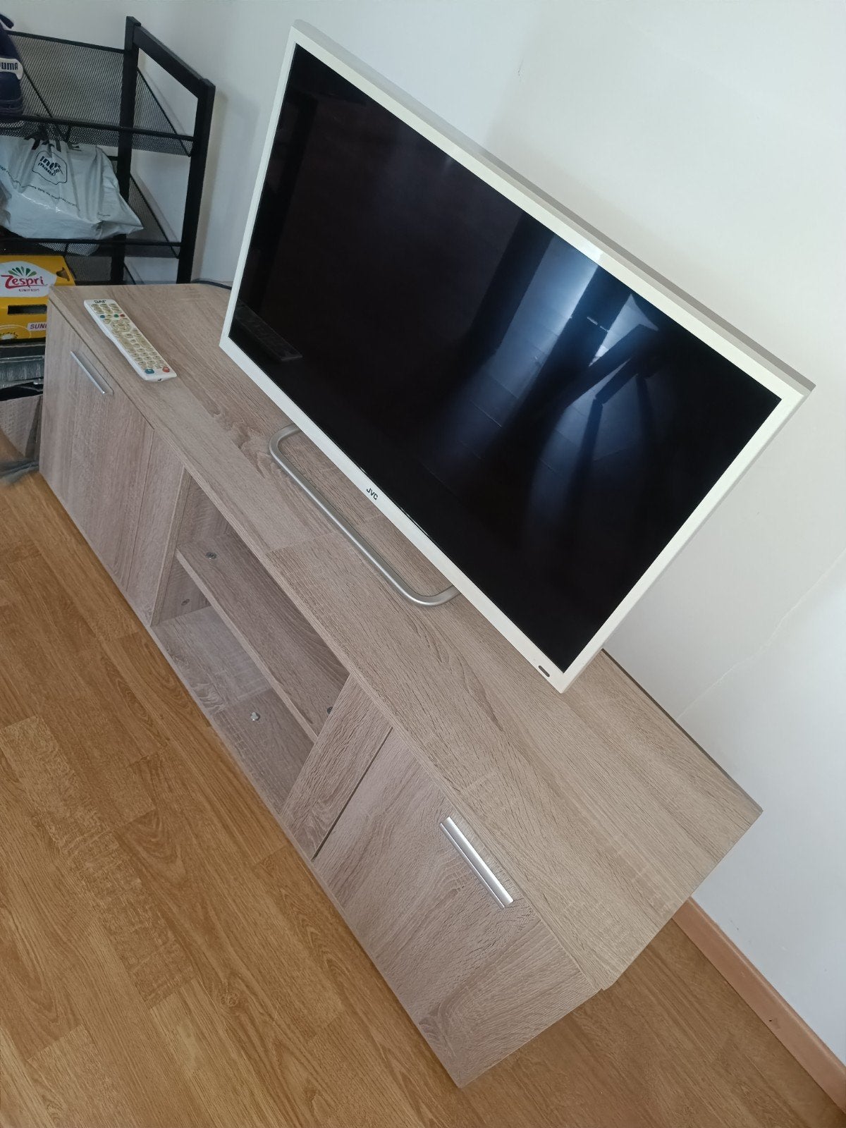 Télévision JVC FULL HD + meuble tv, Ophalen of Verzenden