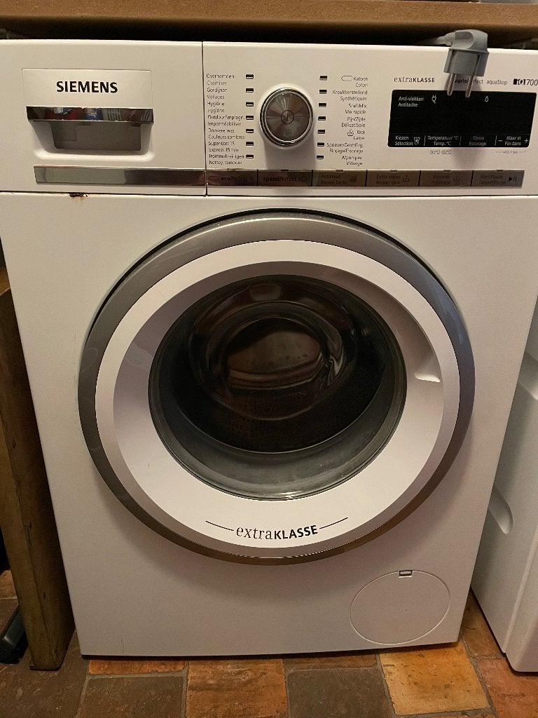 Machine à laver Siemens IQ700 réf wm16w592tg pour pièces, Electroménager, 1600 tours ou plus, Chargeur frontal, Enlèvement, Ne fonctionne pas