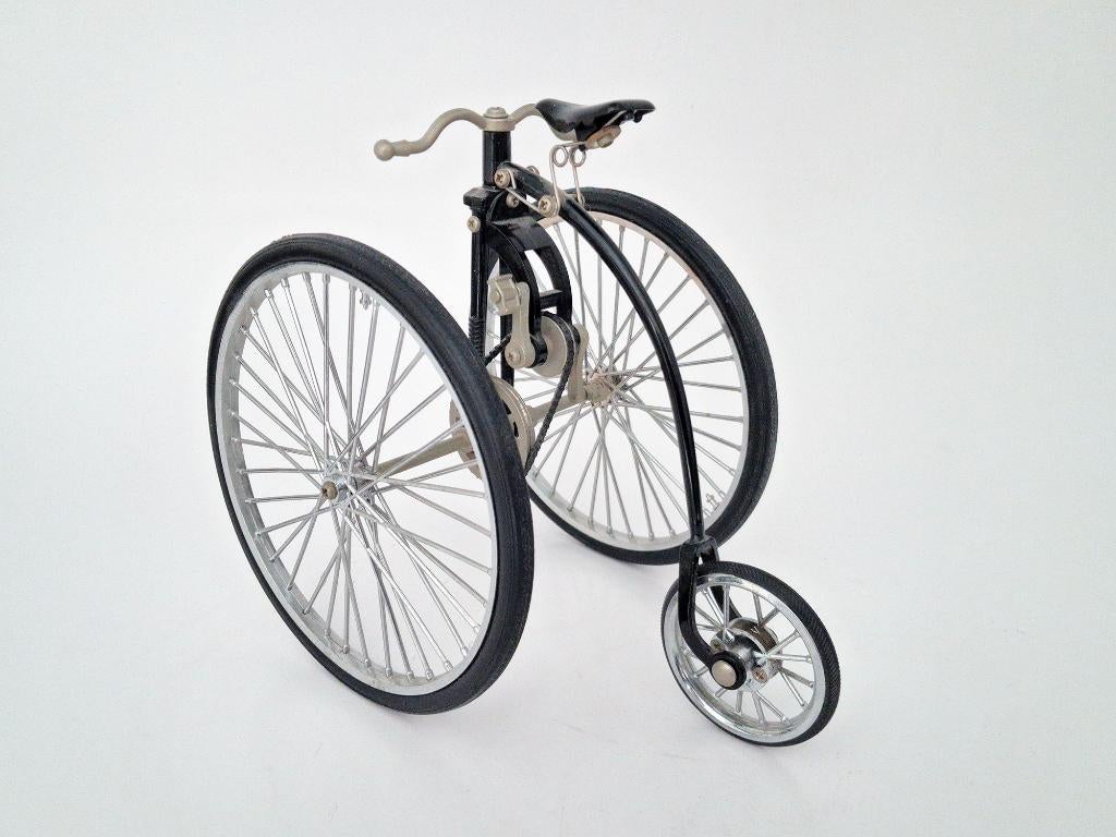 tricycle à vélo miniature, Antiquités & Art, Enlèvement ou Envoi