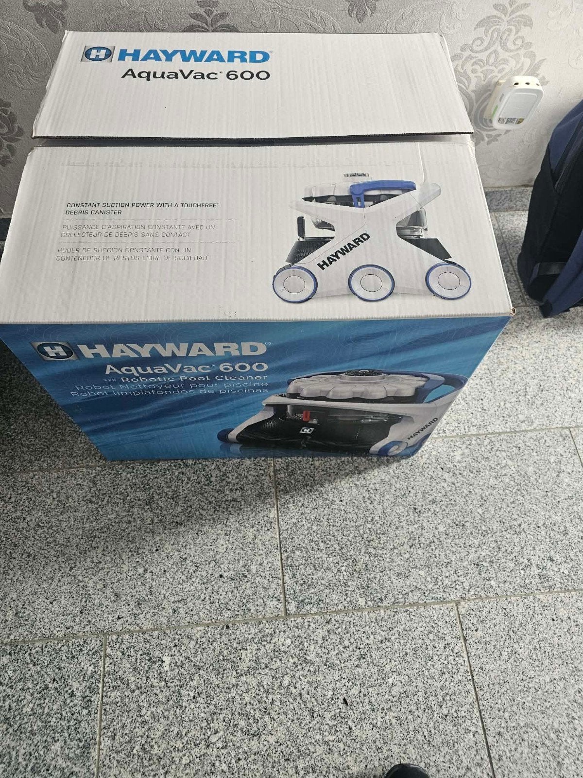 nieuwe zwembad robot winkelprijs 2000eu, Tuin en Terras, Ophalen