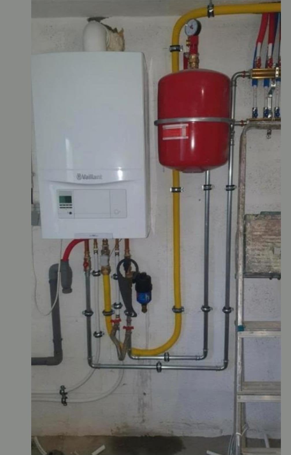 #chauffagiste #électricien  agréé  0483650085, Enlèvement ou Envoi