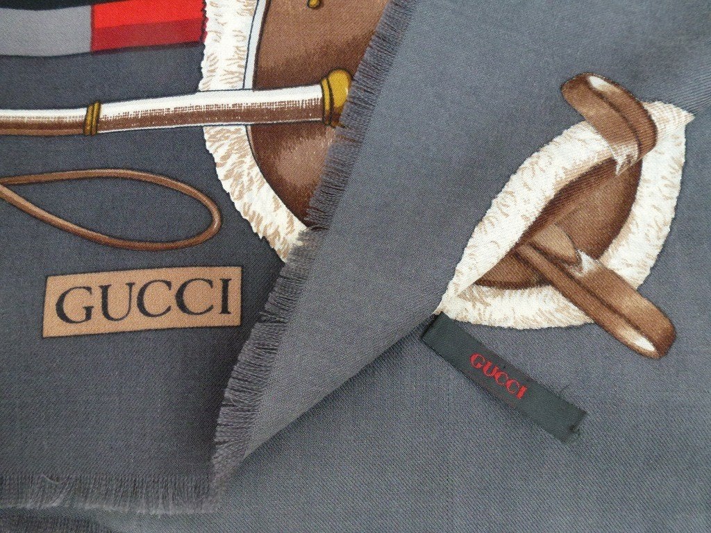 grand Carré Gucci, Enlèvement ou Envoi, Comme neuf, Écharpe