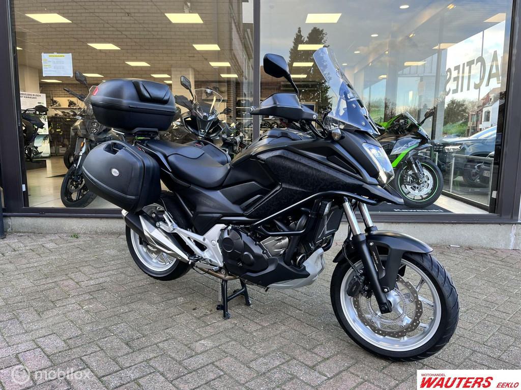 Honda NC 750X C-ABS, Motos, Motos | Honda, Entreprise, Tourisme, plus de 35 kW, ABS, Éclairage LED, Contrôle de traction