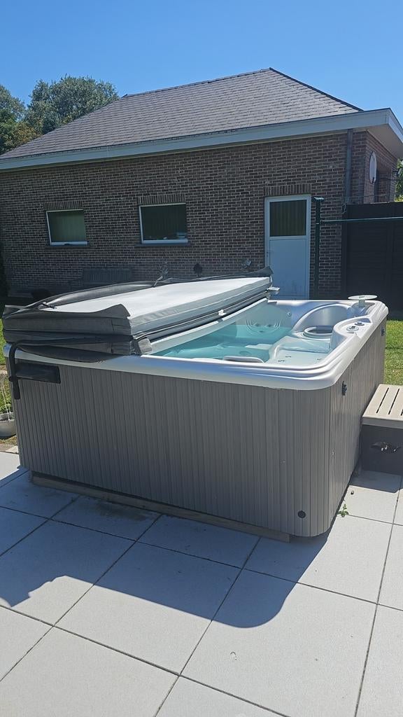 Jacuzzi  hotspot, Ophalen
