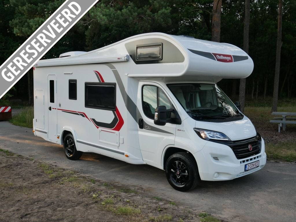Challenger Premium VIP C256 6 pers 2021 VOCHTSCH, Caravans en Kamperen, Mobilhomes, Bedrijf, Overige merken