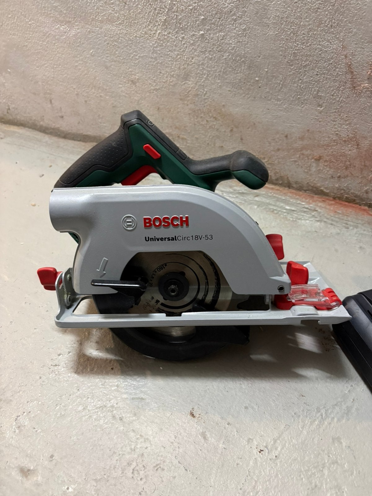 Bosch accu invalzaag, Ophalen, Zo goed als nieuw, Invalzaag