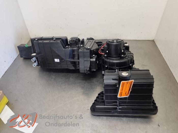 Boîtier chauffage d'un Mercedes Vito, 3 mois de garantie, Utilisé, -, -