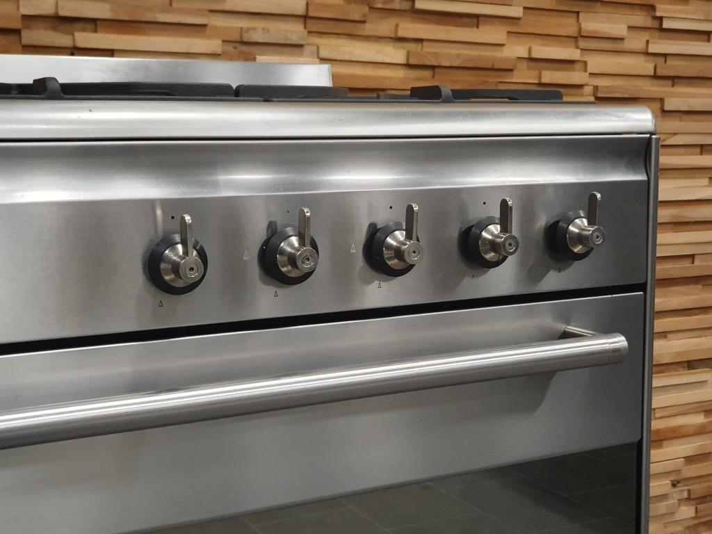 🔥Luxe Smeg Fornuis 90cm RVS 1 elektrische oven 5 pits, Electroménager, Cuisinières, Gaz, Classe énergétique A ou plus économe