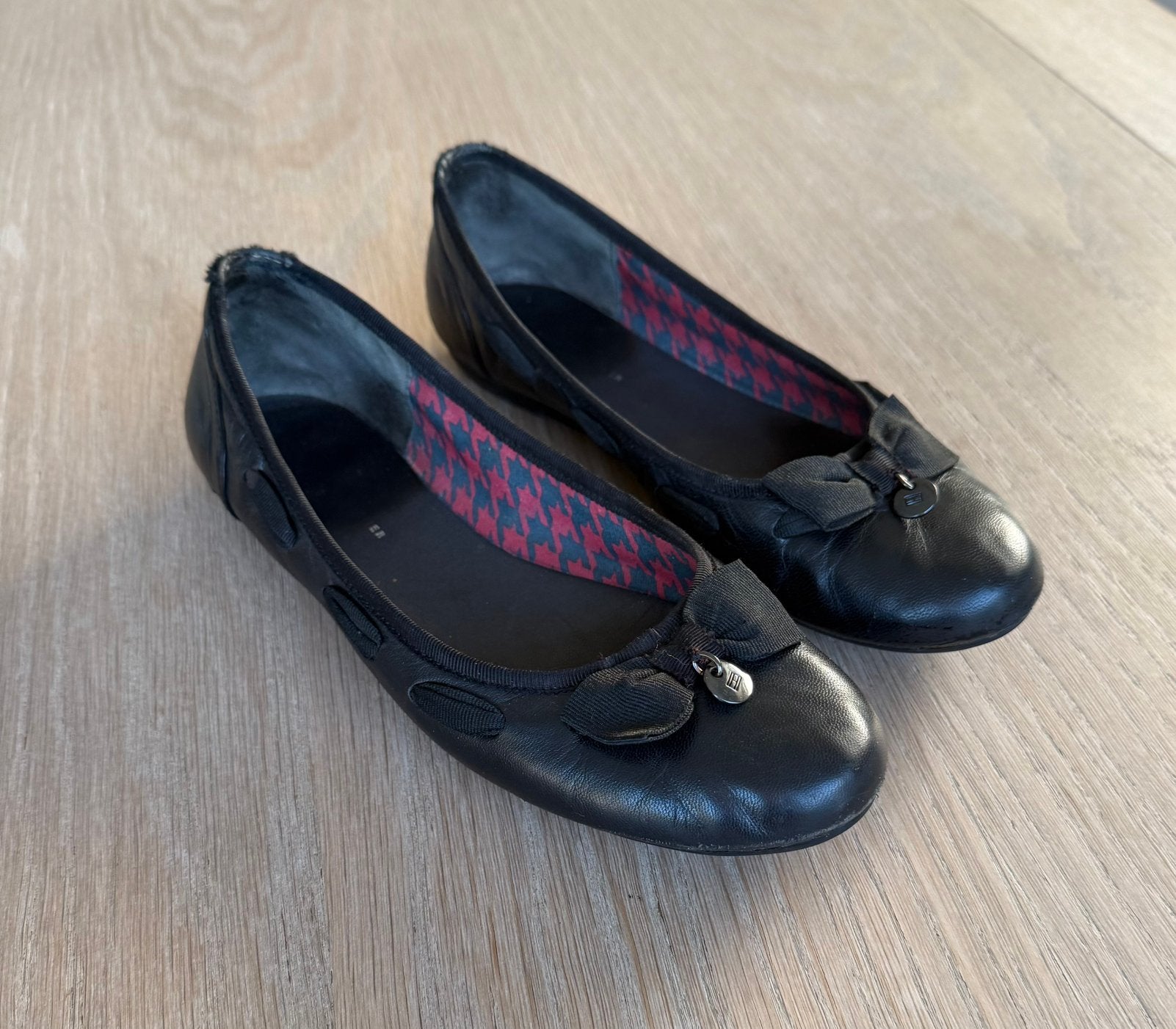 Ballerina’s Tommy Hilfiger, Kleding | Dames, Schoenen, Zwart, Zo goed als nieuw, Ballerina's, Ophalen of Verzenden