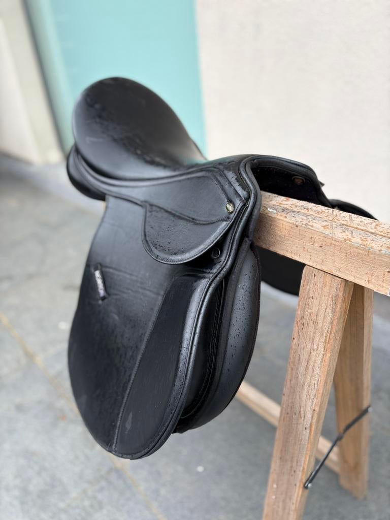Selle Norton mixte 17", Enlèvement, Comme neuf
