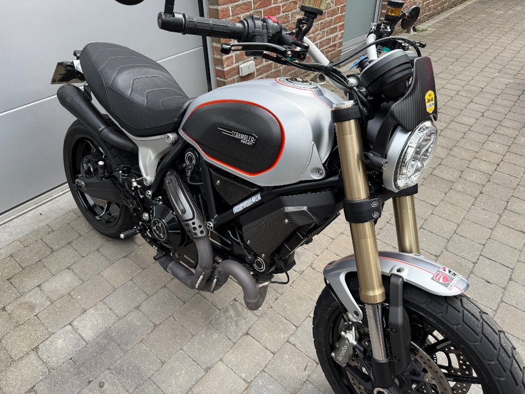 Scrambler SCR 1100 carbone + commande reculée, Tourisme, Occasion, Particulier, Éclairage LED