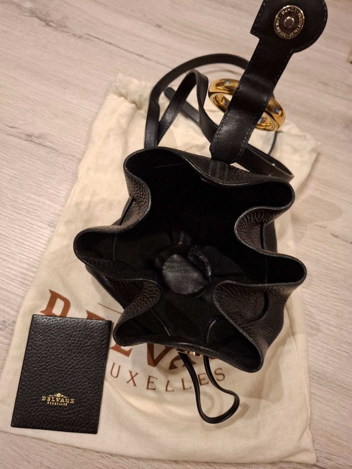 Delvaux handtas rond, Enlèvement, Neuf, Noir, Sac à main