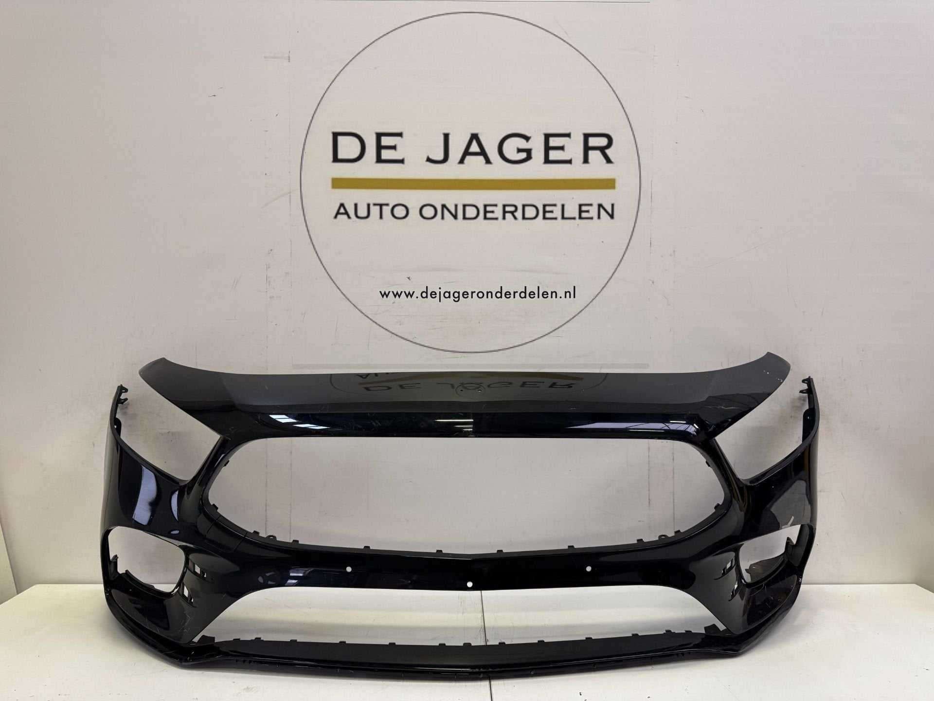 Pare-chocs avant Mercedes Classe A W177 AMG A1778856100 18-, Mercedes-Benz AG, Pare-chocs, Mercedes-Benz, Utilisé