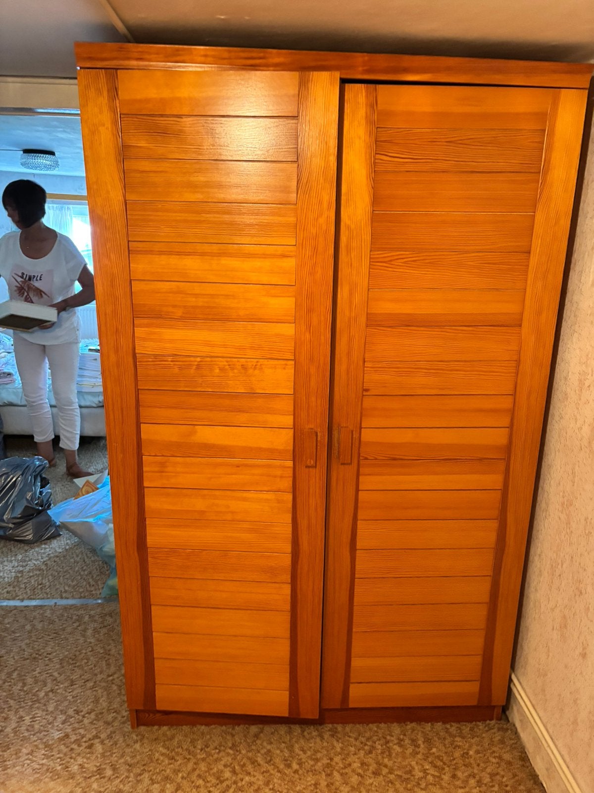Garde robe en pin, Annee 90', 100 à 150 cm, Utilisé, Avec porte(s)