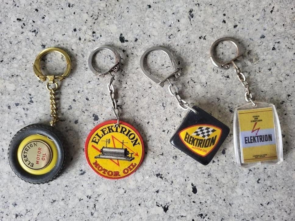 GEZOCHT Elektrion motor oil sleutelhanger of andere items, Verzamelen, Ophalen