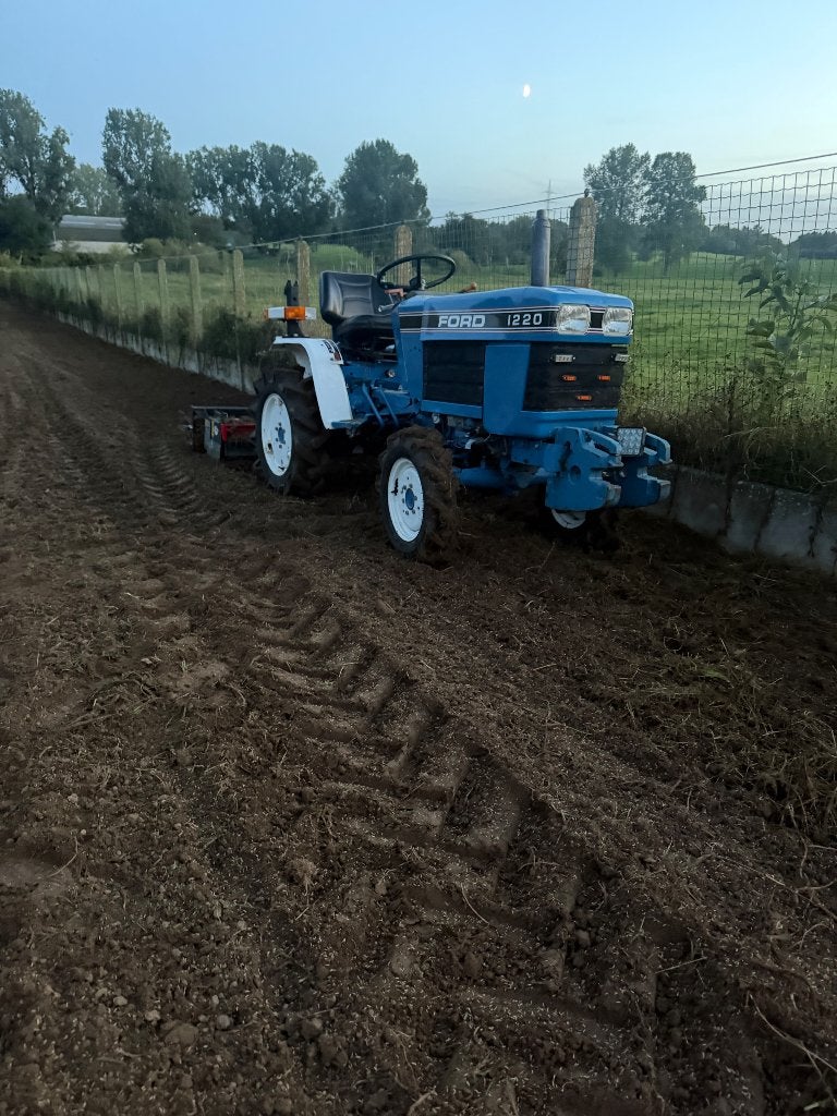 Mini-tracteur Tuinenleuckx outils, grue et chauffeur à louer, Neuf, Autres marques, Enlèvement ou Envoi, Jusqu'à 2500