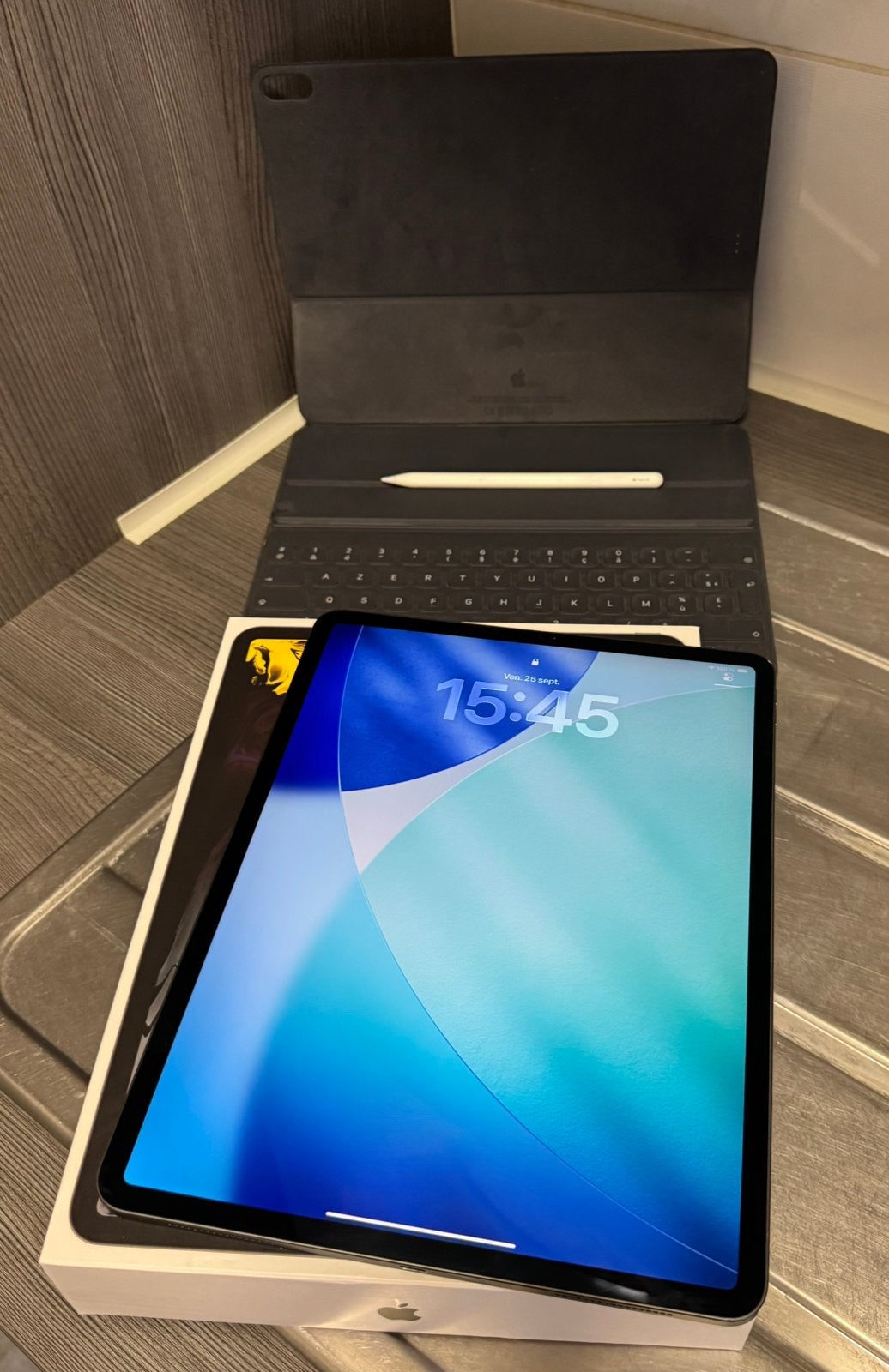 iPad Pro 12,9 256 GB Magickeyboard+Apple Pencil 2, Ophalen of Verzenden, Zo goed als nieuw, Apple iPad Pro