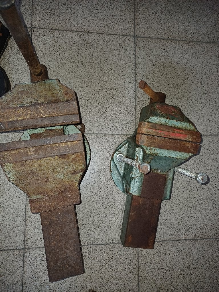 Étau, Bricolage & Construction, Enlèvement, Utilisé, Moins de 70 cm, Étau