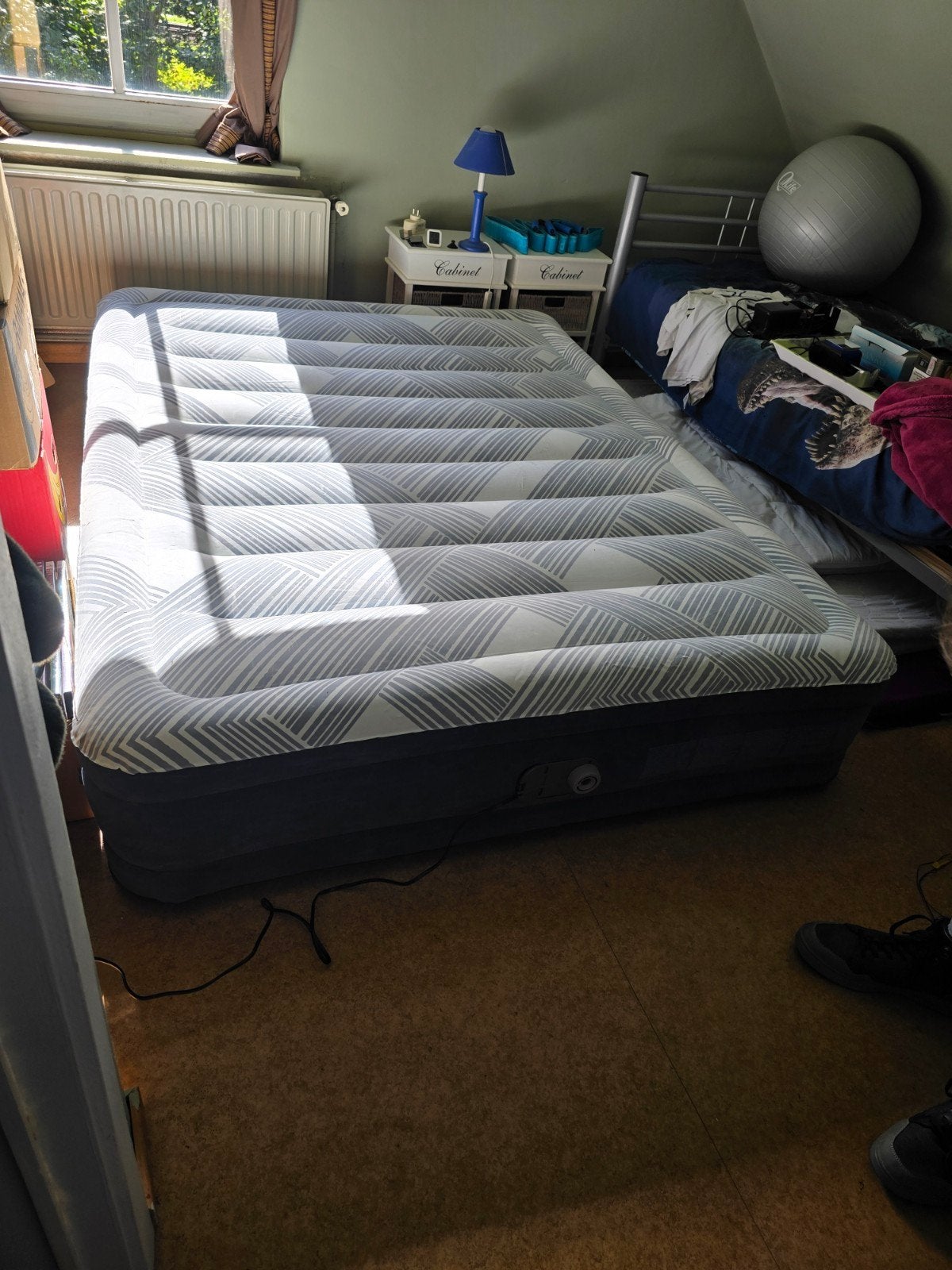 opblaasbare matras 2 pers, Enlèvement, Pompe intégrée, Comme neuf, 2 personnes