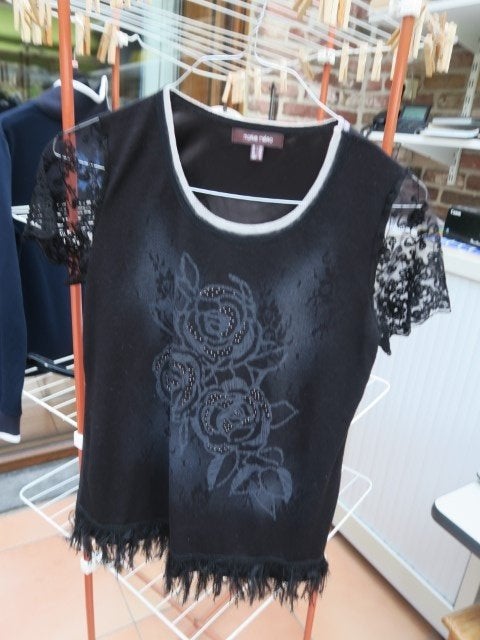 Topje zwart mouw kant Marie Méro mt 38, Kleding | Dames, Maat 38/40 (M), Zwart, Ophalen of Verzenden, Korte mouw