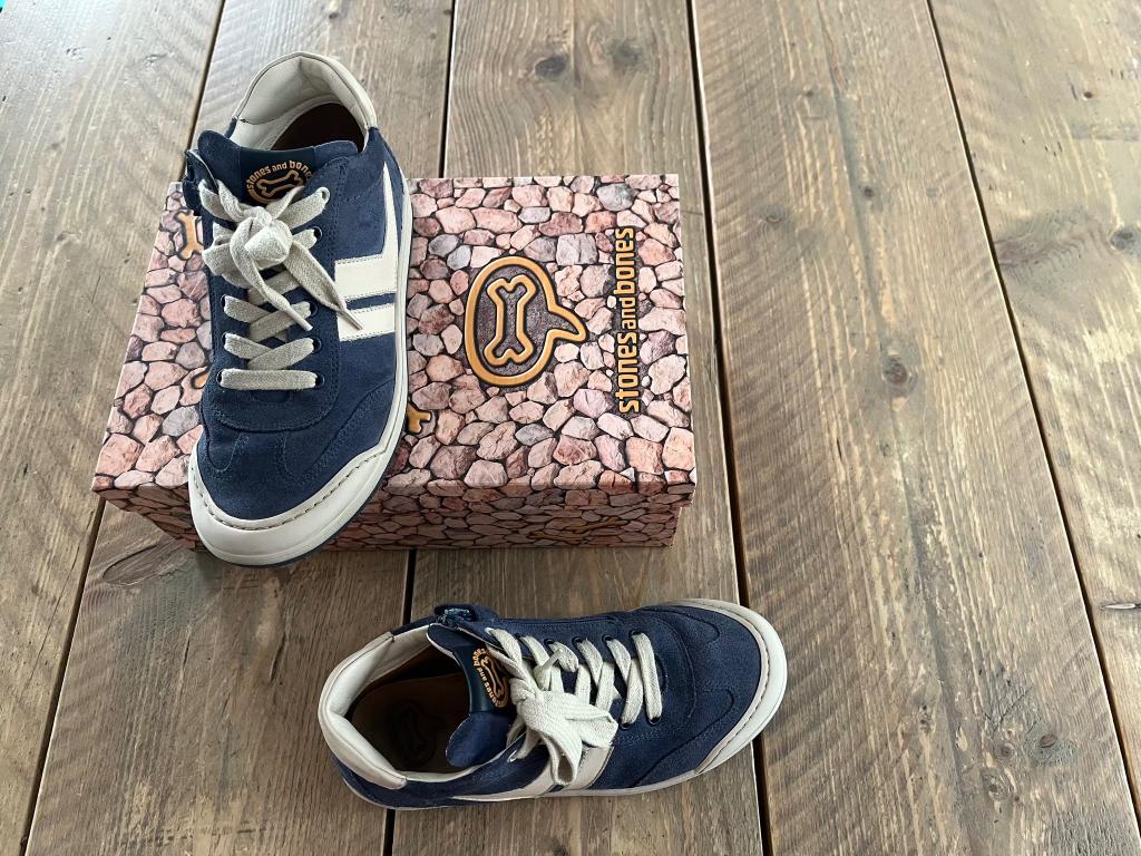 STONES & BONES, blauwe sneaker zijrits maat 34, Jongen of Meisje, Schoenen, Ophalen of Verzenden, Zo goed als nieuw