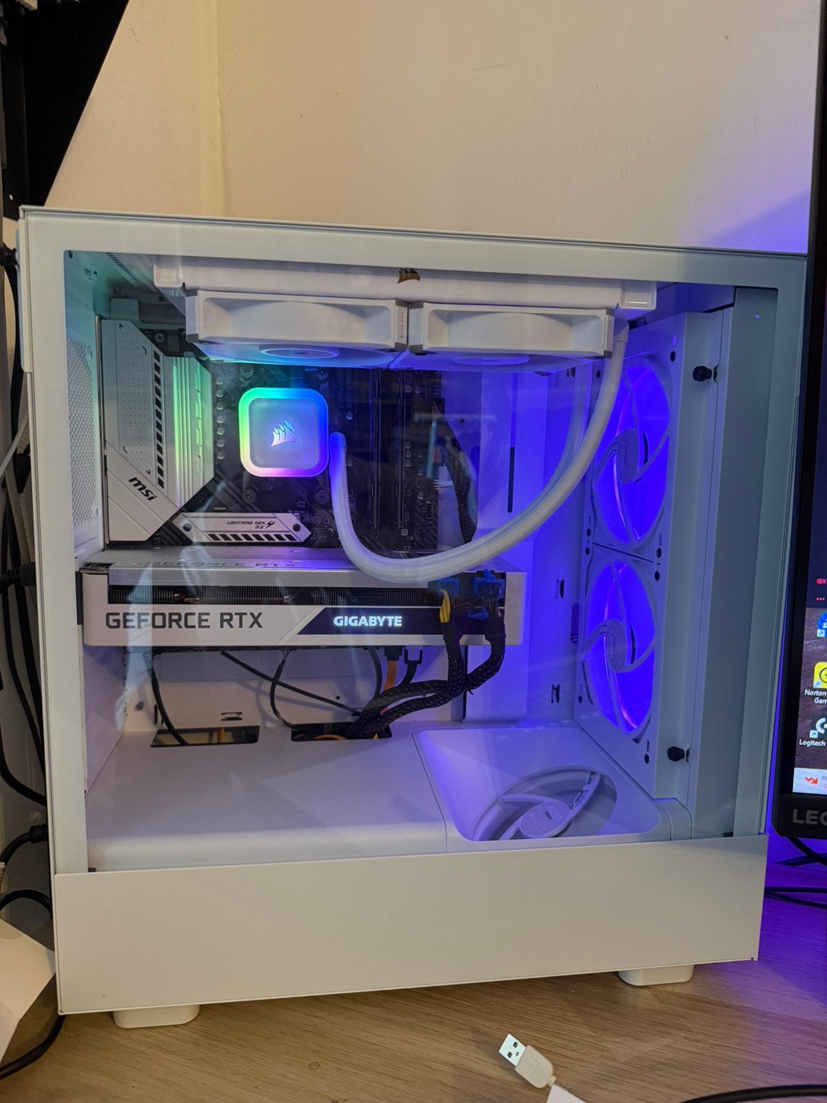 PC Gaming Full White – RTX 3070 Vision / Ryzen 7 5800X, 4 Ghz ou plus, Enlèvement, Gaming, SSD