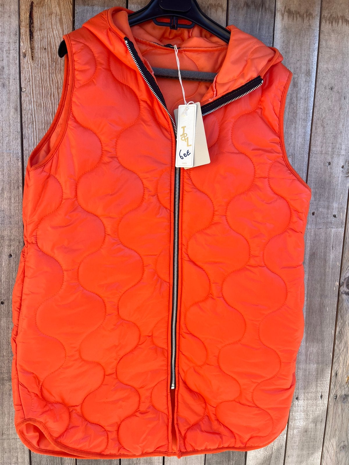 Super mooie bodywarmer Nieuw, Enlèvement ou Envoi, Neuf, Taille 38/40 (M), Orange