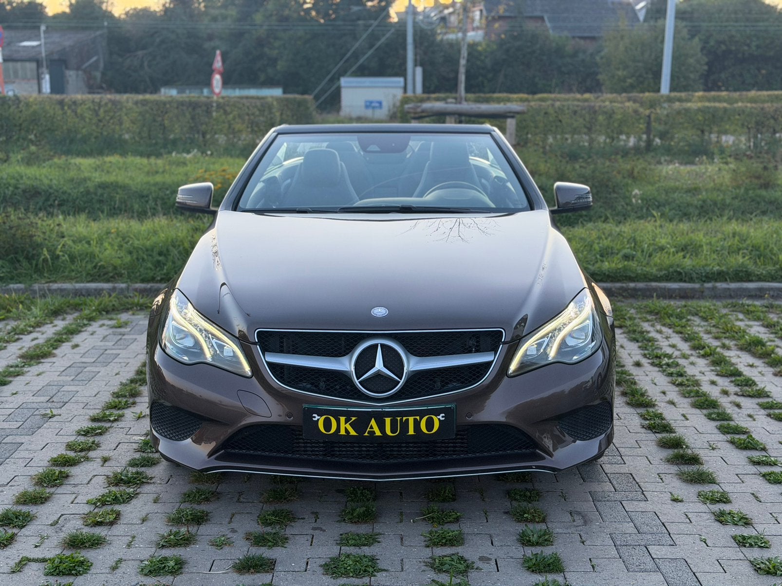 Mercedes E200 Cabriolet 67.000 km garantie 12 maanden, Auto's, Automaat, 4 zetels, Achterwielaandrijving, 4 cilinders