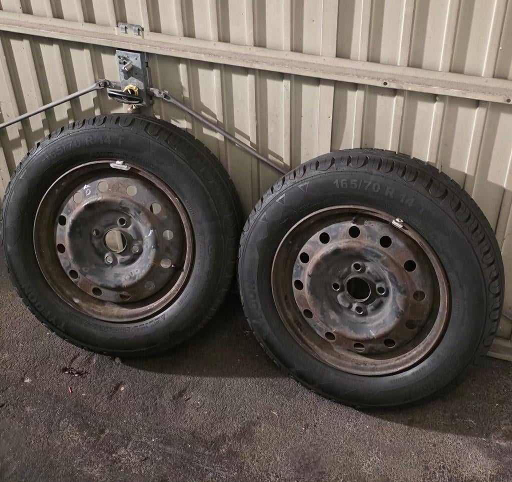 2 x 165/70/R14 81T banden in zeer goede staat, Ophalen, 14 inch, Gebruikt, Band(en)