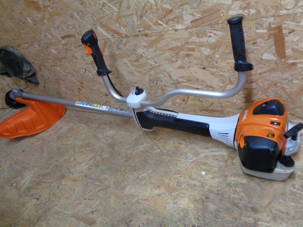 Débroussailleuse à courte durée Stihl FS 561 fs 560 fs 550, Stihl, Comme neuf, 30 à 50 cm, Enlèvement