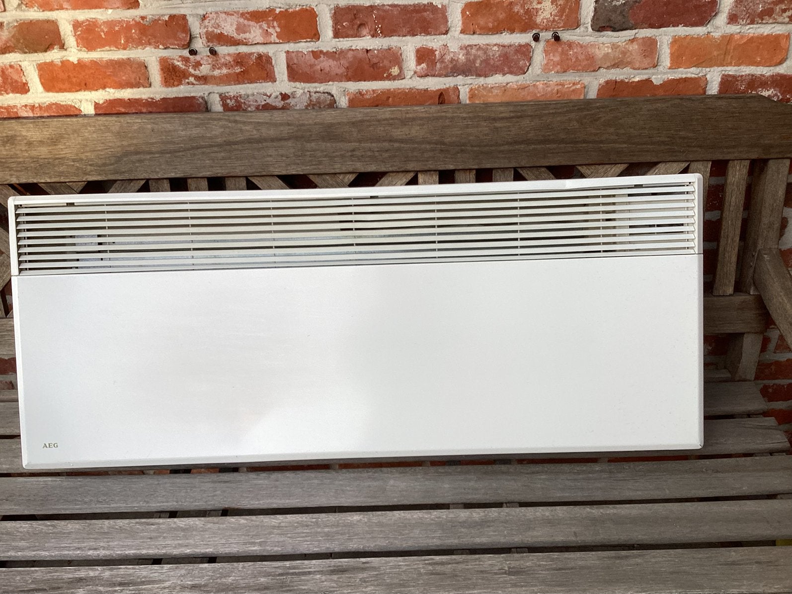 AEG WKL- SERIE ELECTRISCHE WANDCONVECTOR, Doe-het-zelf en Bouw, Verwarming en Radiatoren, Ophalen, Gebruikt