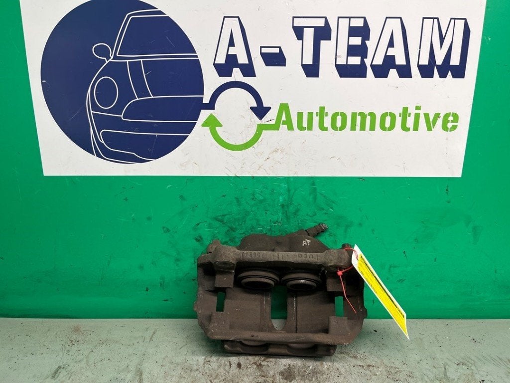 ETRIER DE FREIN AVANT DROIT Opel Vivaro (01-2000/07-2014), Opel, Opel Automobile GmbH, Utilisé, Kontakt-opel@opel.com