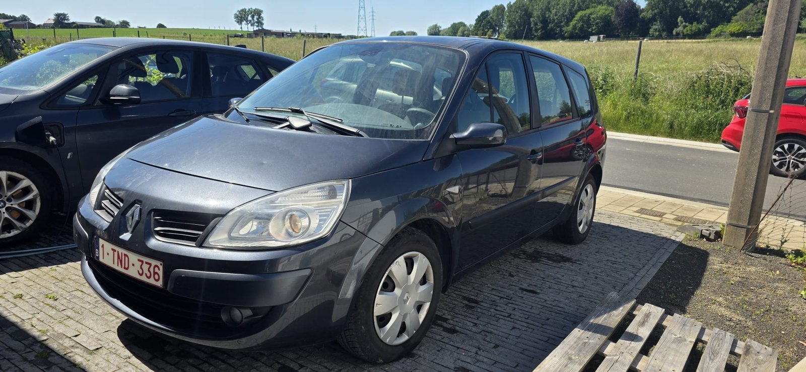 Renault dcenic//2008//diesel //162000 km, Auto's, Renault, Bedrijf, Diesel, Euro 4, Te koop
