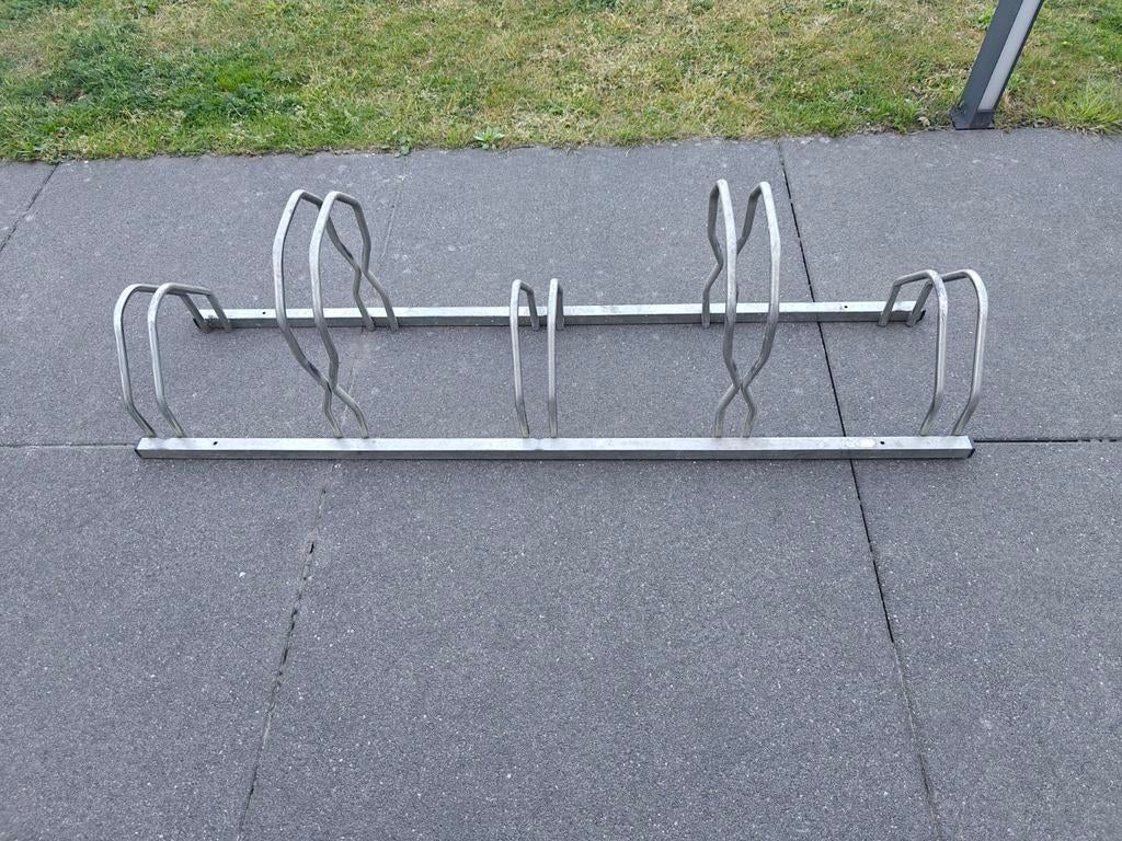 Fietsenrek, Ophalen