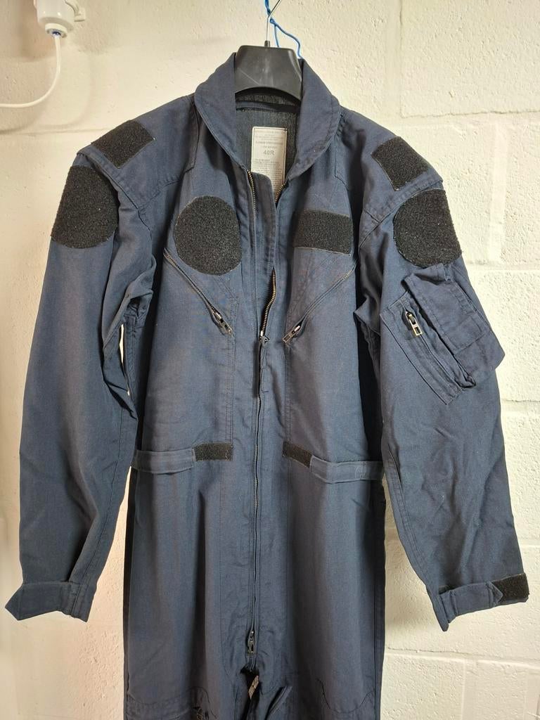 Flight suit vliegoveral, Ophalen