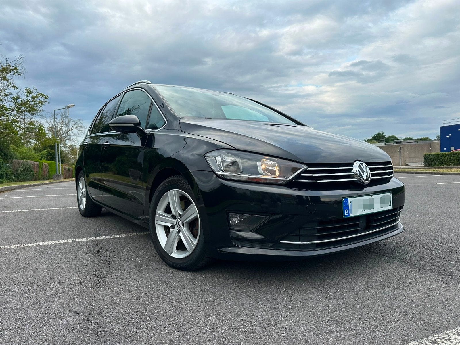 Volkswagen Sportvan 1.6TDI 5pl eu6b, Cuir, Euro 6, Boîte manuelle, Noir