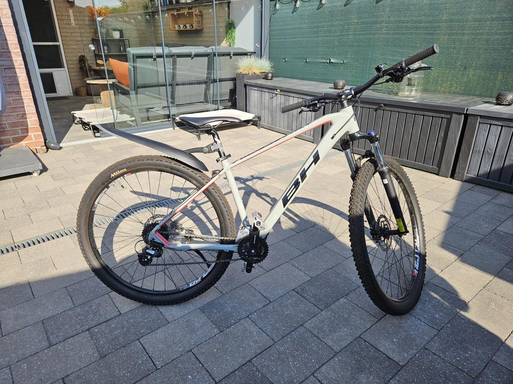Mountainbike BHSpike 2.0, Fietsen en Brommers, Fietsen | Cruisers en Lowriders, Ophalen, Zo goed als nieuw