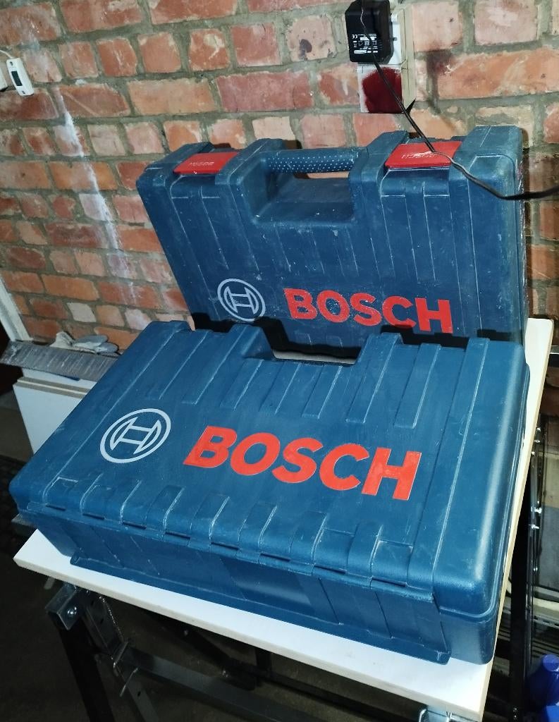 BOSCH Koffers x2 voor een grote boorhamer of klopboormachine, Ophalen of Verzenden, Zo goed als nieuw