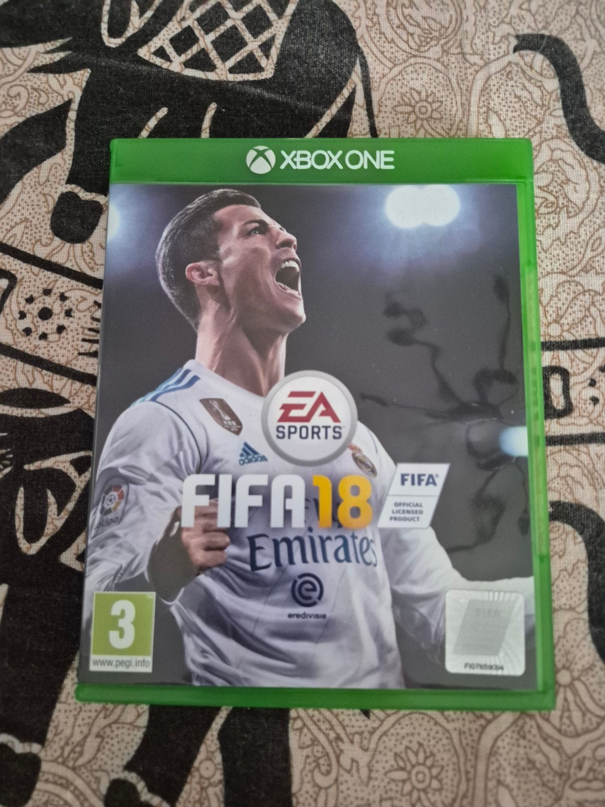 Fifa 18 Xbox one, Consoles de jeu & Jeux vidéo, Jeux | Xbox One, Enlèvement