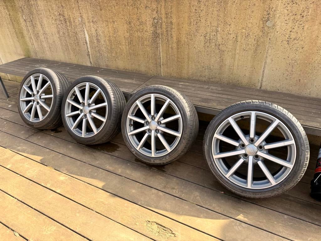 Audi A3 - Jantes Sline 18 pouces - 225/40/R18 Y, Autos : Pièces & Accessoires, Pneus & Jantes, Pneus et Jantes, Pneus été, 18 pouces