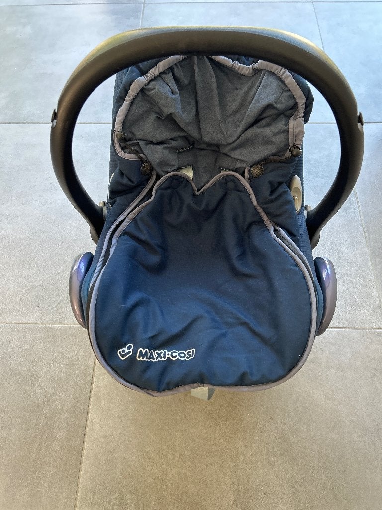 Maxi Cosi Cabriofix met Familyfix auto, Kinderen en Baby's, Ophalen, Autogordel of Isofix, Gebruikt, 0 t/m 13 kg